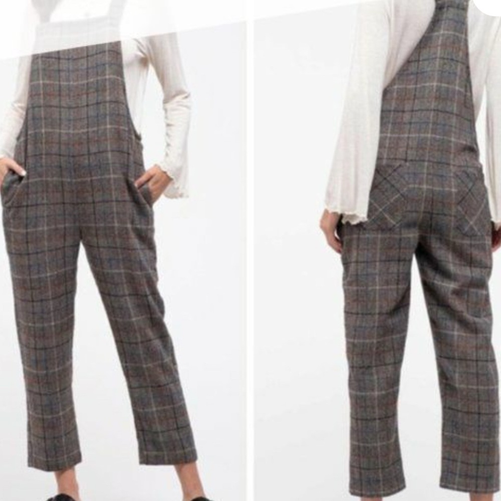 Blu Pepper Navy and White Checkered Top